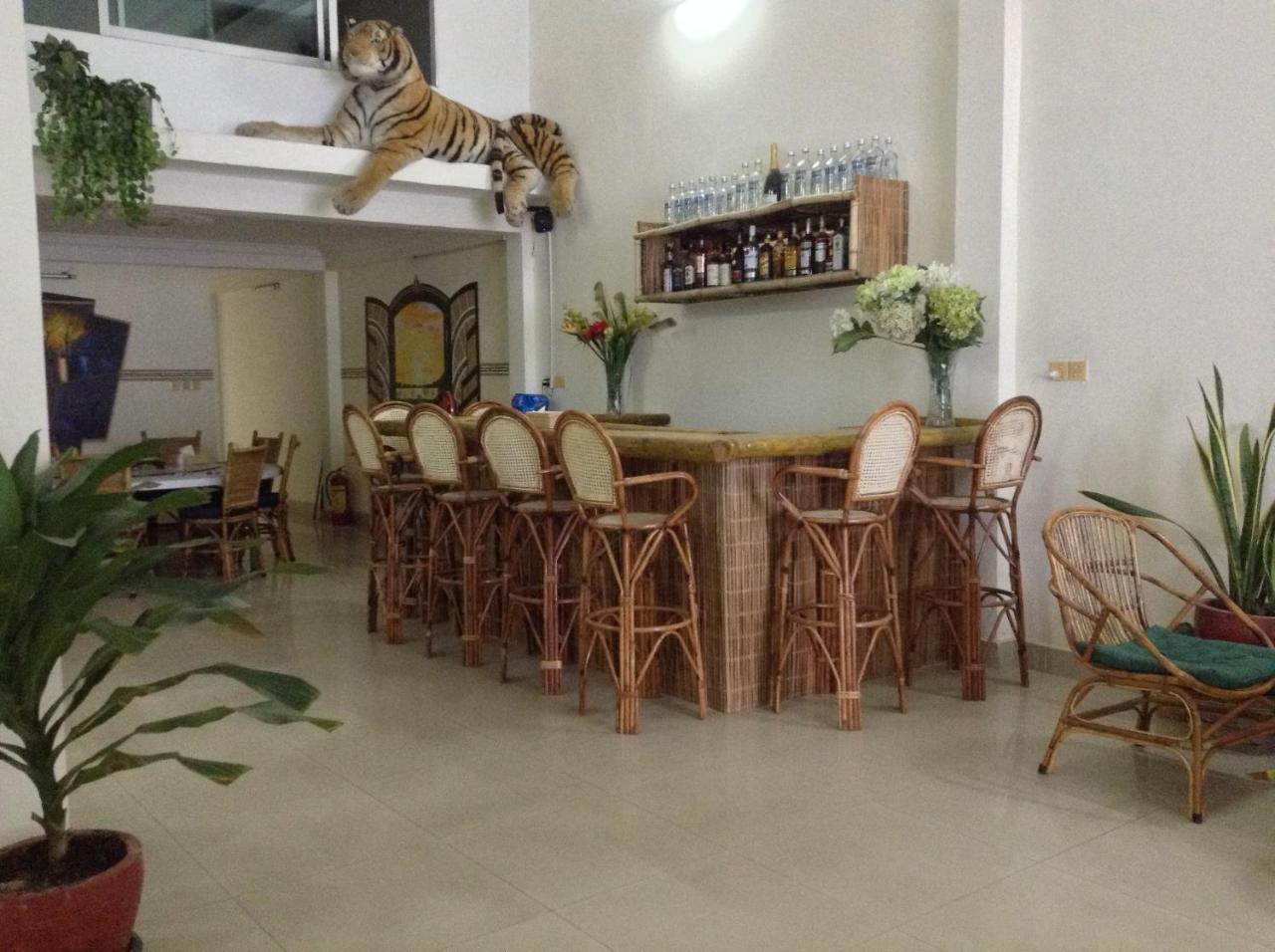 Dutch Hosted B&B, ABC Phnom Penh Exterior foto